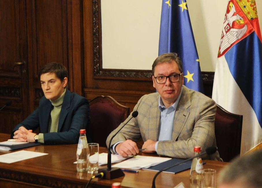 Vučić i Brnabić obraćaju se danas javnosti