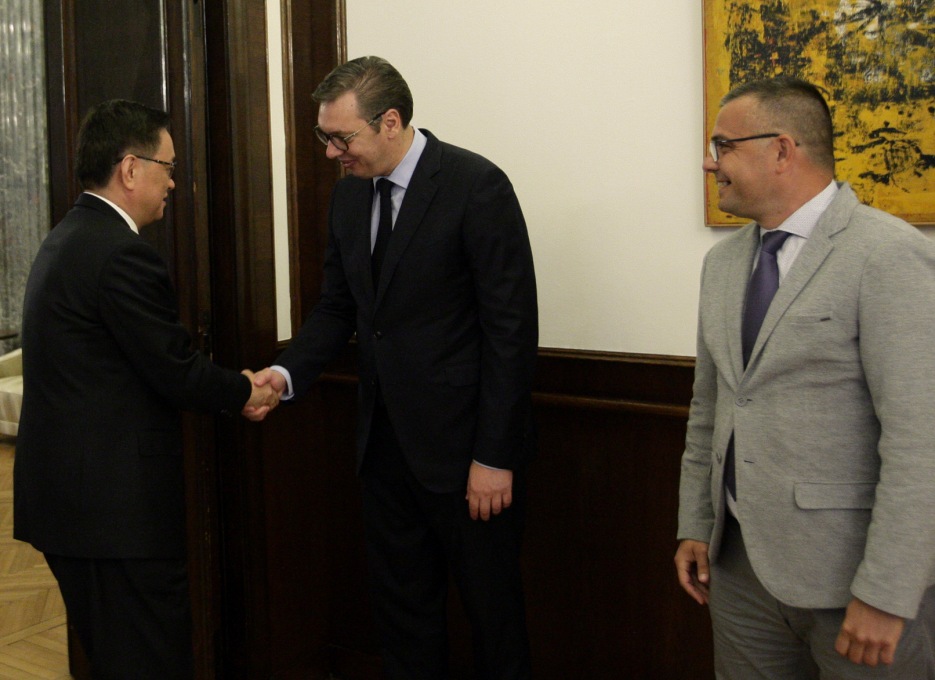 Vučić: U interesu Srbije da izvozi na kinesko tržište