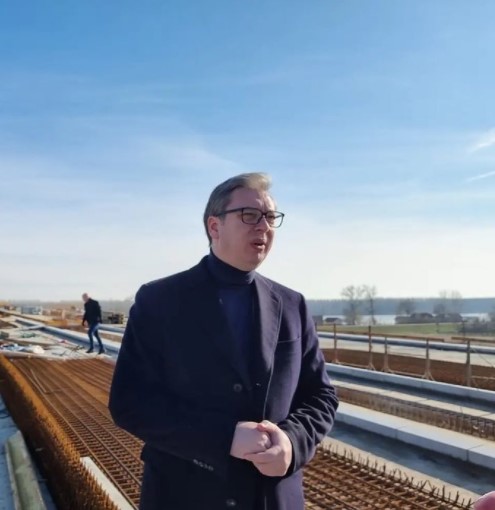 Vučić obišao radove na mostu na Savi kod Šapca: Nije naš posao da blokiramo, već da gradimo mostove