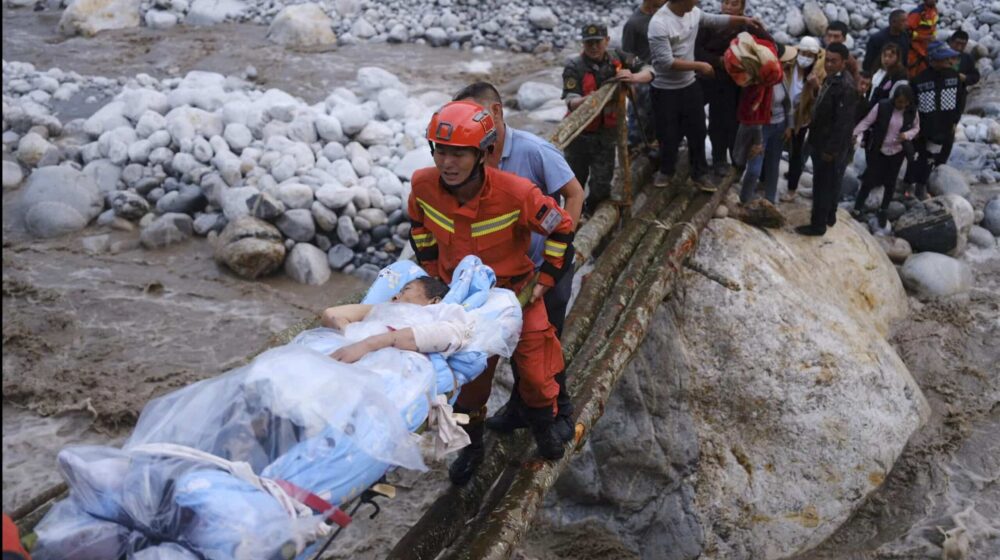 Raste broj žrtava razornog zemljotresa u Kini, tlo se ponovo treslo